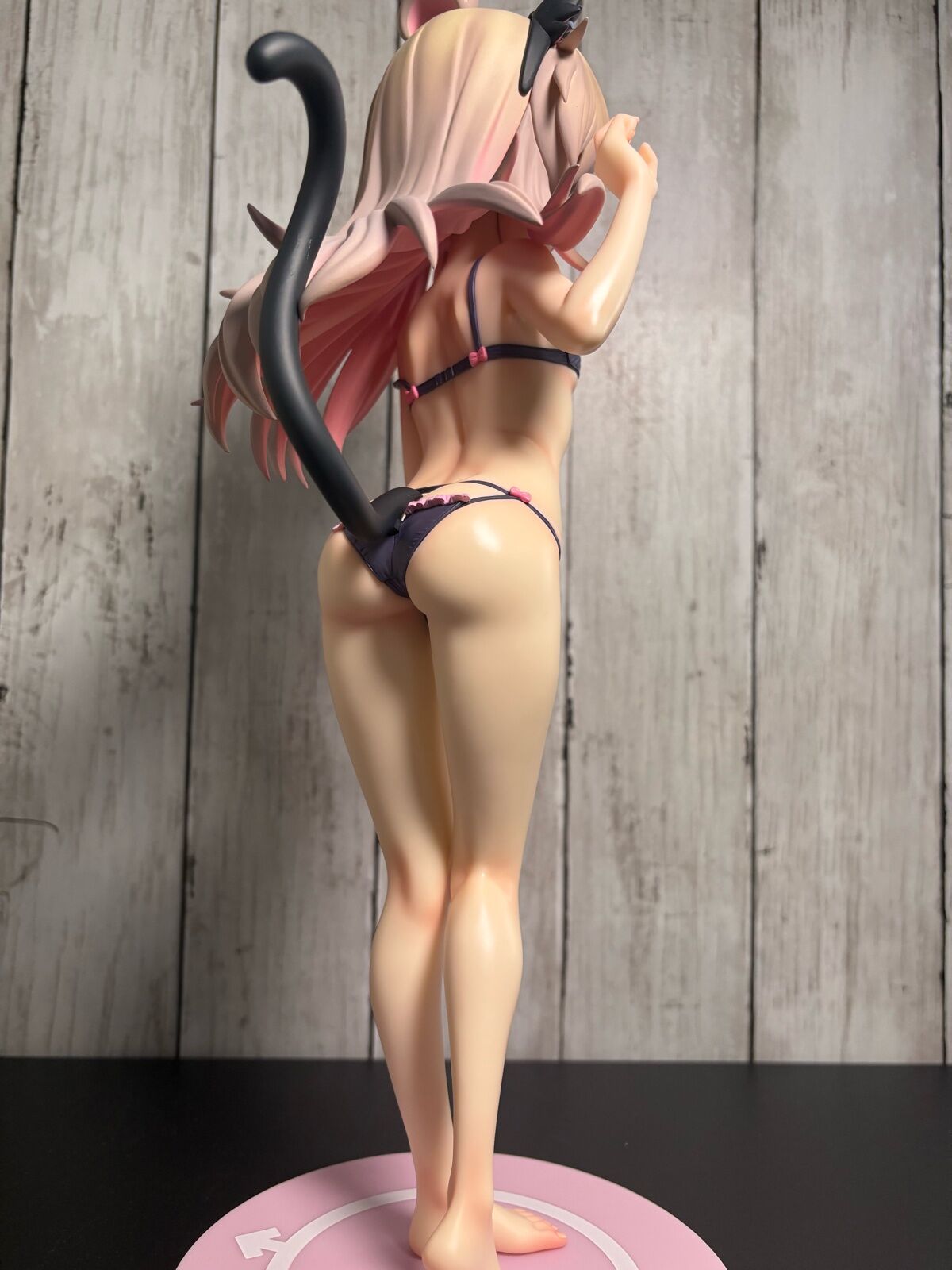【画像】『お兄ちゃんはおしまい!』のフィギュア、身体がリアルすぎる