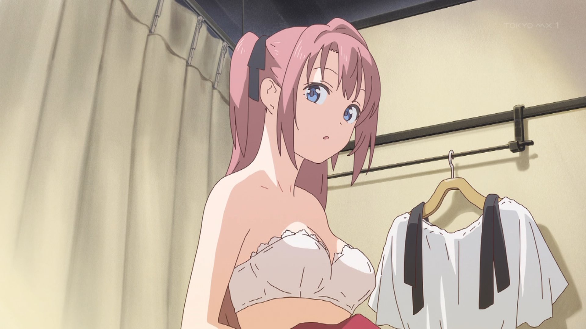 【画像】アニメーターさん、ブラジャーの構造を知らない童貞だとバレるｗ